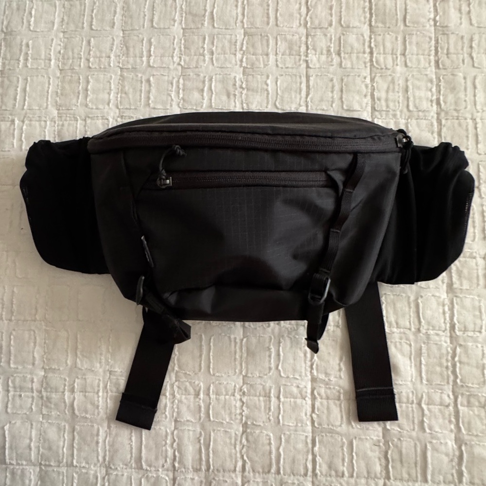 REI Trail 5 Waist Fanny Pack, Black